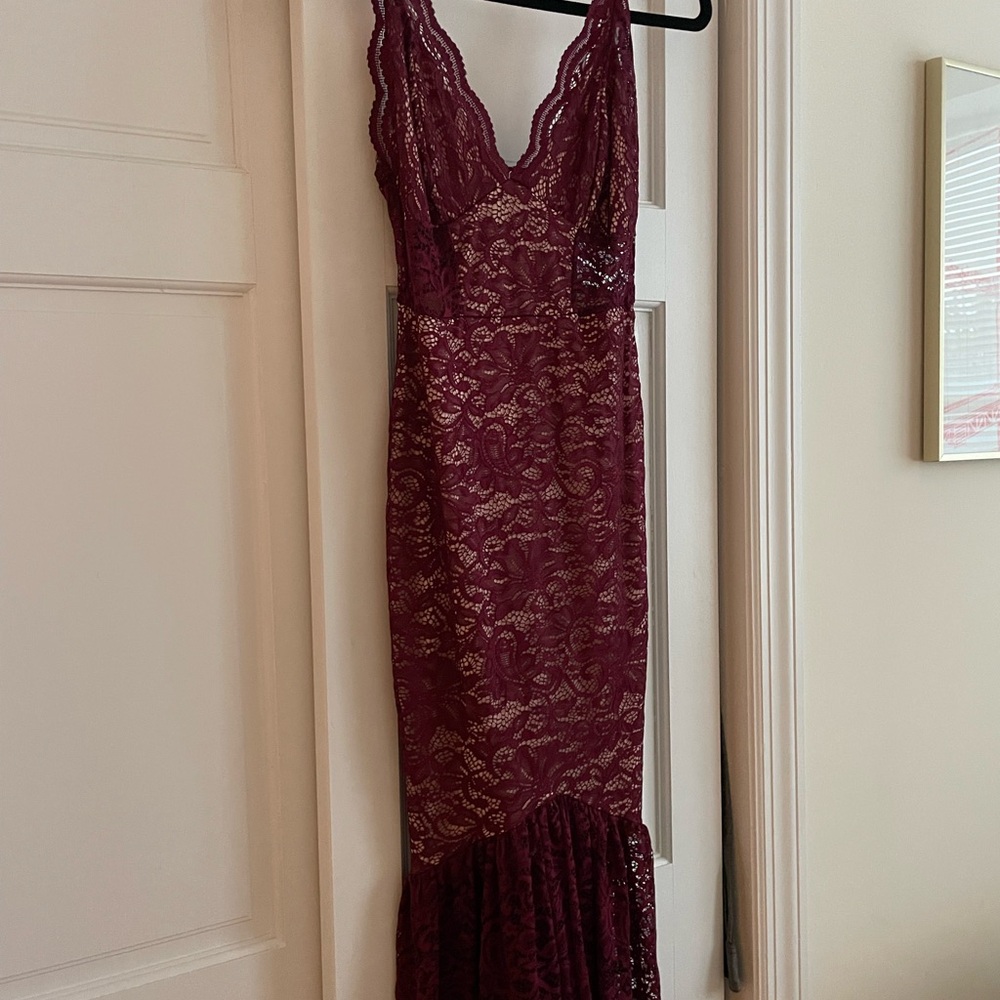 Elegant Burgundy Lace Dress